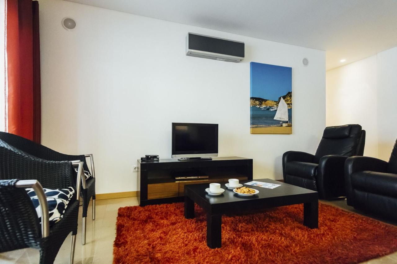 Baia Residence 2 - Holiday Apartments - By Sch Sao Martinho do Porto Luaran gambar