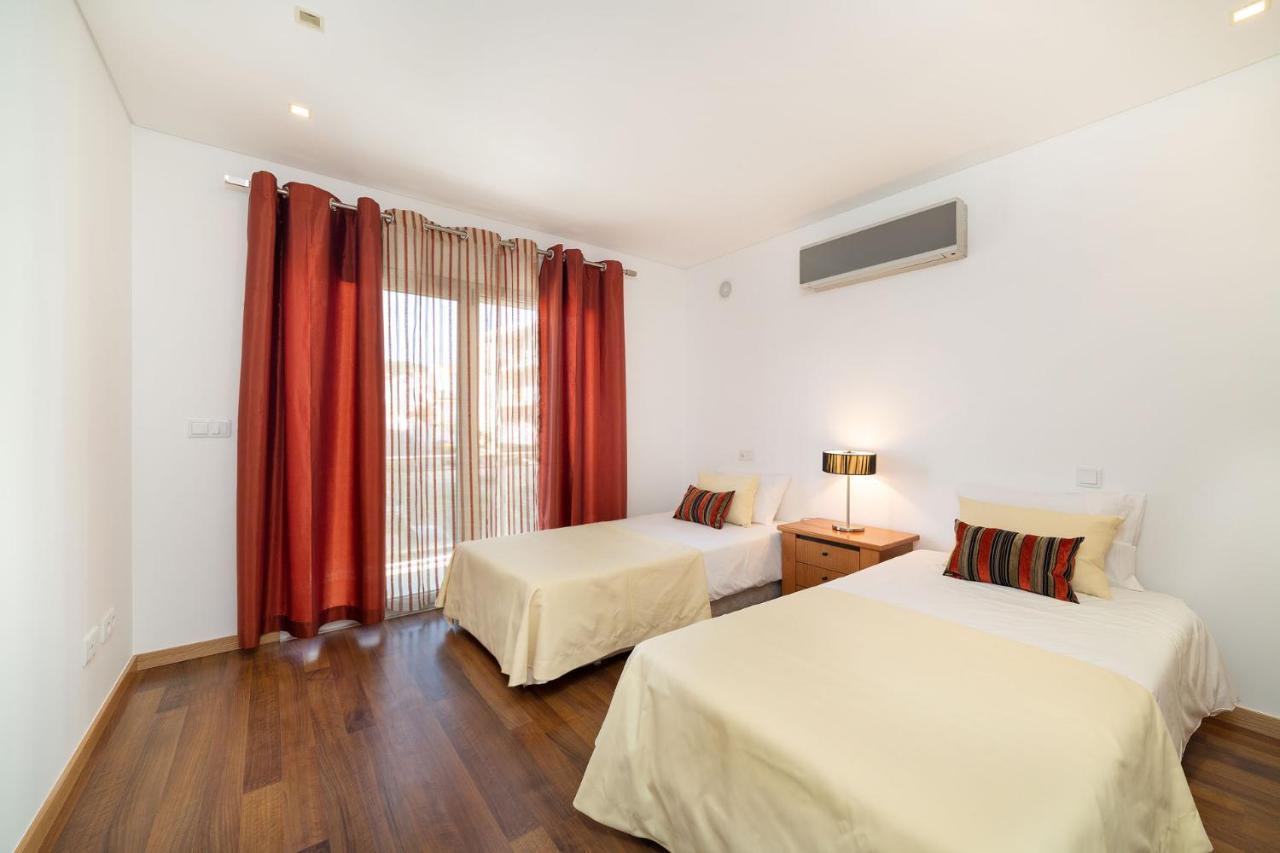 Baia Residence 2 - Holiday Apartments - By Sch Sao Martinho do Porto Luaran gambar