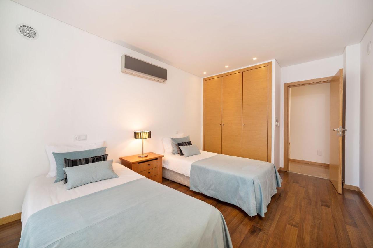 Baia Residence 2 - Holiday Apartments - By Sch Sao Martinho do Porto Luaran gambar