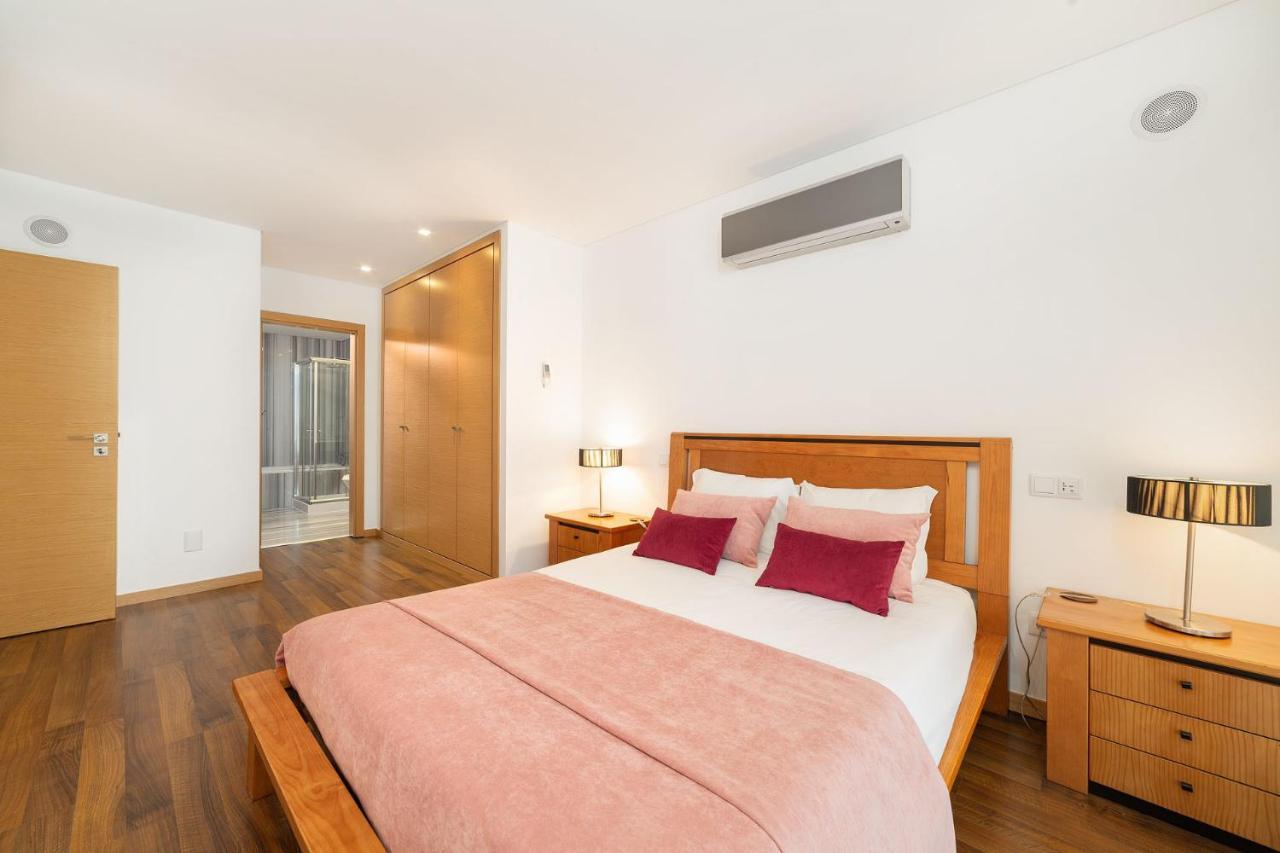 Baia Residence 2 - Holiday Apartments - By Sch Sao Martinho do Porto Luaran gambar
