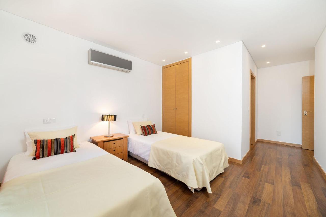 Baia Residence 2 - Holiday Apartments - By Sch Sao Martinho do Porto Luaran gambar