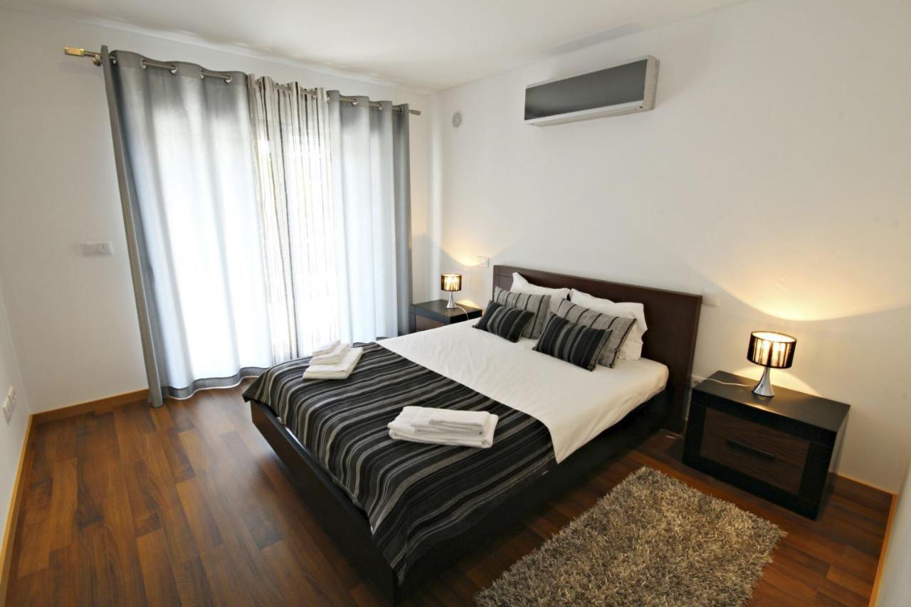 Baia Residence 2 - Holiday Apartments - By Sch Sao Martinho do Porto Luaran gambar