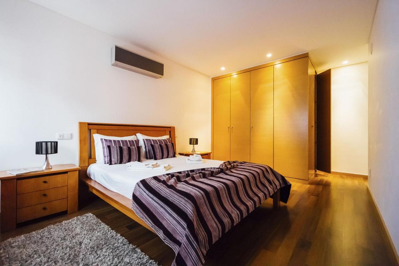 Baia Residence 2 - Holiday Apartments - By Sch Sao Martinho do Porto Luaran gambar