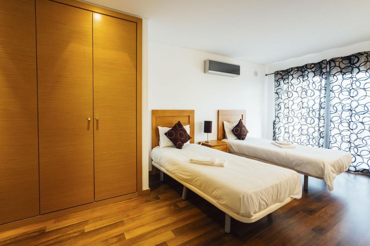 Baia Residence 2 - Holiday Apartments - By Sch Sao Martinho do Porto Luaran gambar